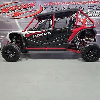 BOATZON | Honda® Talon 1000R4 FOX Live Valve 2025