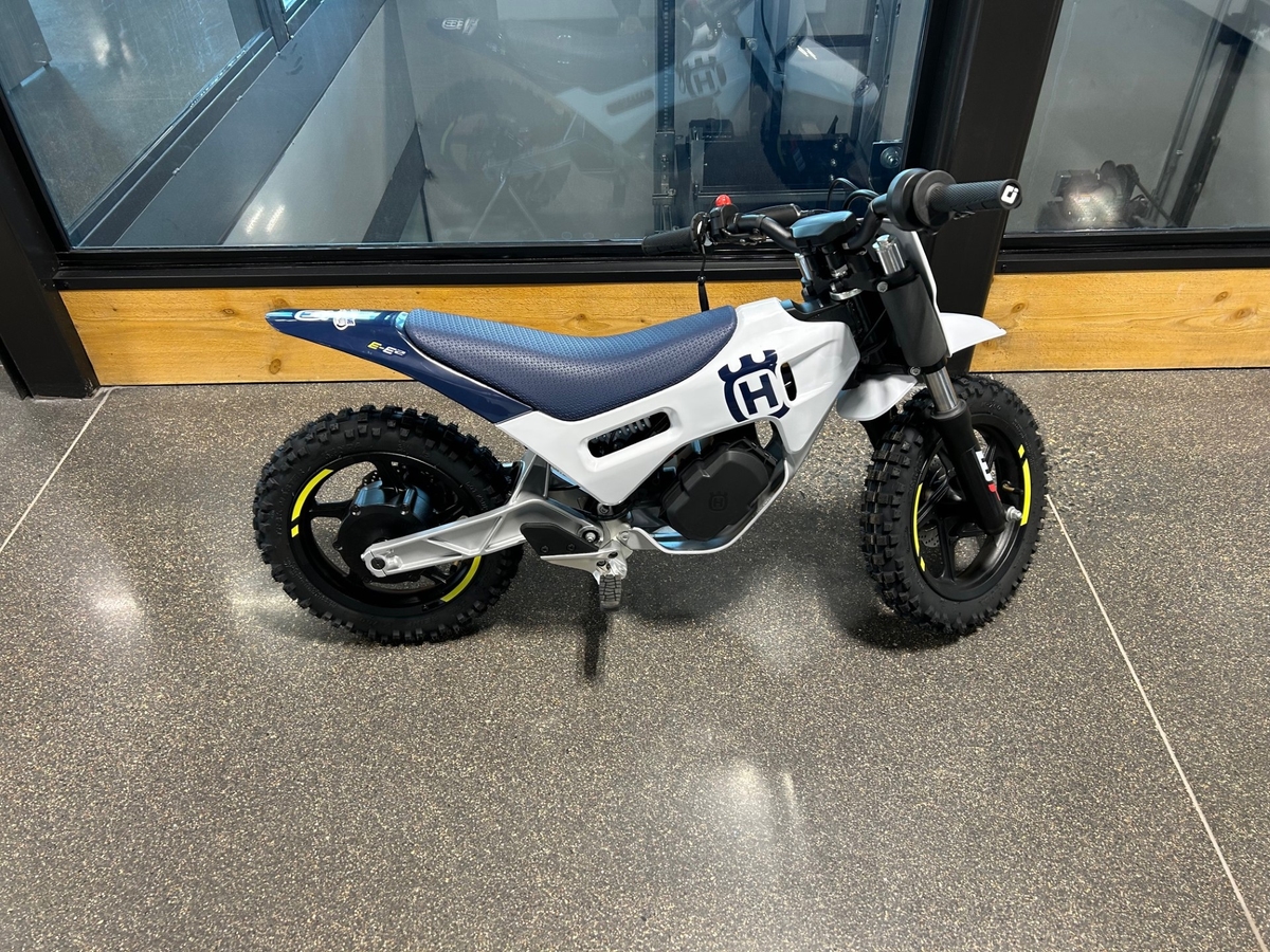 2024 Husqvarna Motorcycles Husqvarna Motorcycles EE 2 2024 - Sold Boat