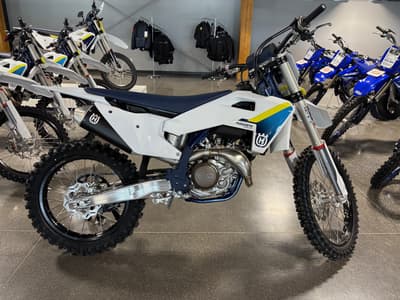 BOATZON | Husqvarna Motorcycles FC 450 2025 BOATZON | Husqvarna Motorcycles FC 450 2025