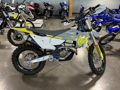 BOATZON | Husqvarna Motorcycles FX350 2024