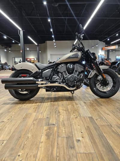 BOATZON | Indian Motorcycle® Chief Bobber Nara Bronze Smoke 2025