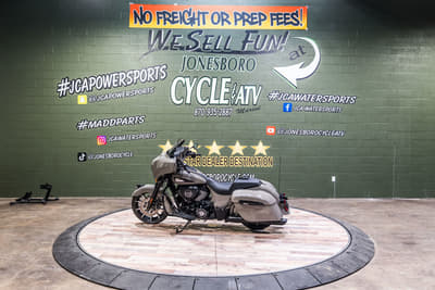 BOATZON | Indian Motorcycle® Chieftain Dark Horse Black Smoke 2023