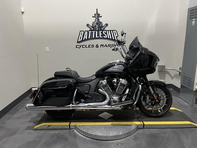 BOATZON | Indian Motorcycle® Challenger Limited Thunder Black Pearl 2020