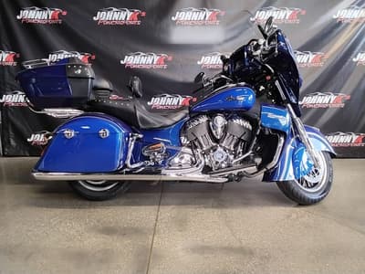 BOATZON | Indian Motorcycle® Roadmaster Icon Blue Sapphire  Brilliant Blue 2017
