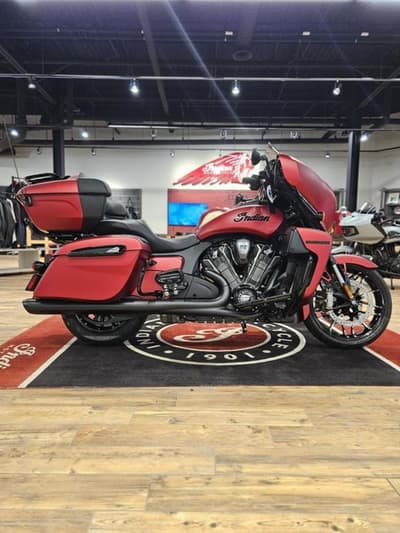 BOATZON | Indian Motorcycle® Roadmaster PowerPlus Dark Horse 112 wPowerBand Sunset Red Smoke 2025