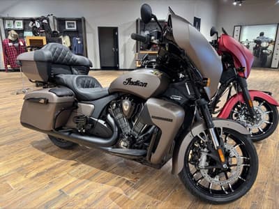 BOATZON | Indian Motorcycle® Roadmaster PowerPlus Dark Horse Nara Bronze Smoke 2025