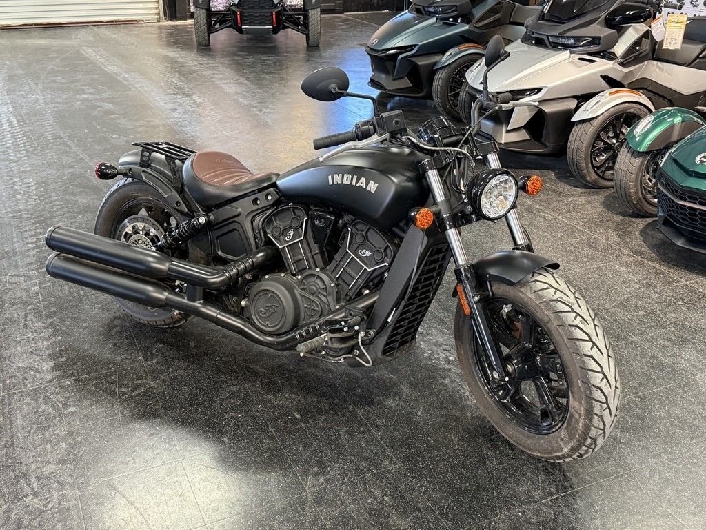 Indian Motorcycle® Scout Bobber ABS Black Metallic 2023