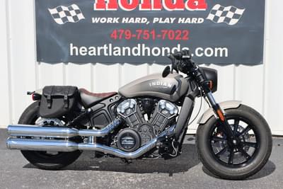 BOATZON | Indian Motorcycle® Scout Bobber ABS Silver Quartz Smoke 2022