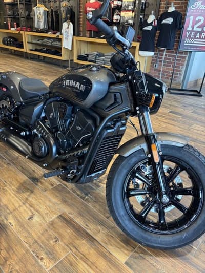 BOATZON | Indian Motorcycle® Scout Bobber Limited Tech Heavy Metal Smoke 2026