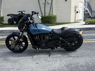BOATZON | Indian Motorcycle® Scout Rogue ABS Storm Blue 2023