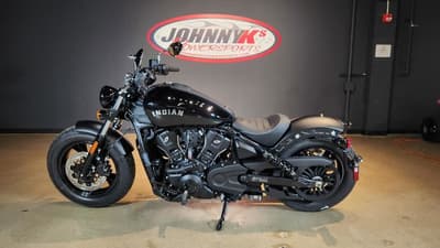 BOATZON | Indian Motorcycle® Scout Sixty Bobber Black Metallic 2026