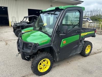 BOATZON | John Deere 3Passenger Gator XUV835R Premium Cab 2023 BOATZON | John Deere 3Passenger Gator XUV835R Premium Cab 2023