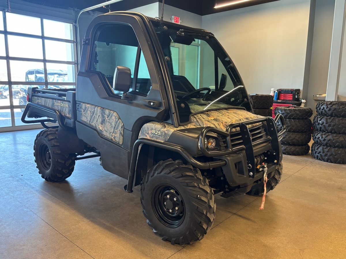2016 John Deere John Deere Gator XUV 825i  Camso Tracks 2016 - Sold Boat