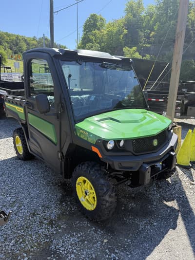 BOATZON | John Deere Gator XUV845M HVAC Cab 2026