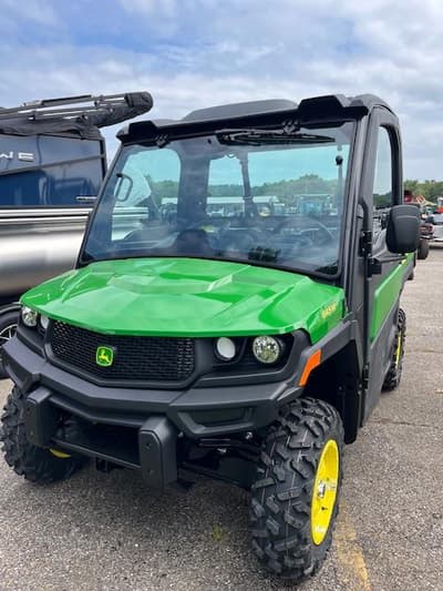 BOATZON | John Deere Gator XUV845M HVAC Cab 2026