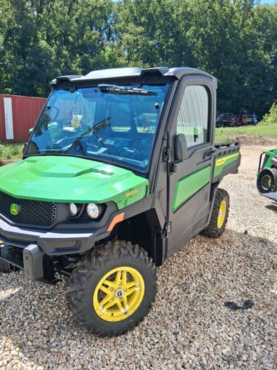 BOATZON | John Deere Gator XUV845M HVAC Cab 2026