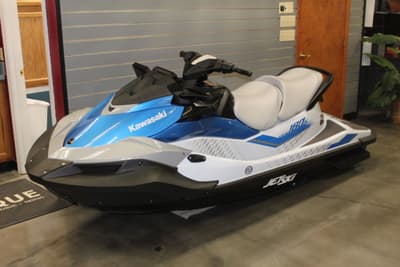 BOATZON | Kawasaki Jet Ski STX 160 X 2026