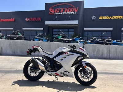 BOATZON | Kawasaki NINJA 300 ABS 2026
