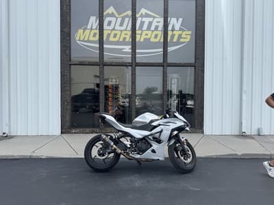 BOATZON | Kawasaki Ninja 500 2025 BOATZON | Kawasaki Ninja 500 2025