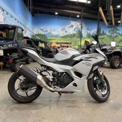 BOATZON | Kawasaki Ninja 500 2025