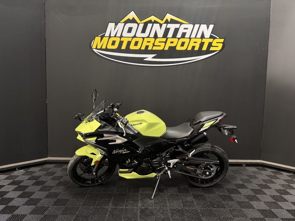 2026 Kawasaki Ninja 500 - Sold Boat