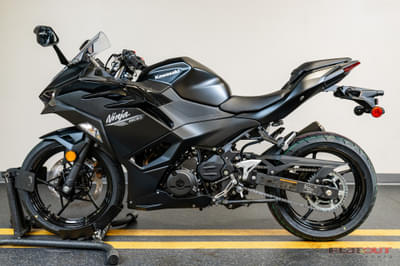 BOATZON | Kawasaki NINJA 500 2026