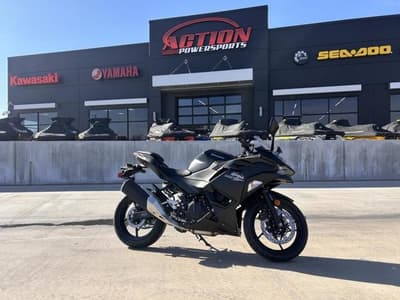 BOATZON | Kawasaki Ninja 500 ABS Metallic Flat Spark Black 2026