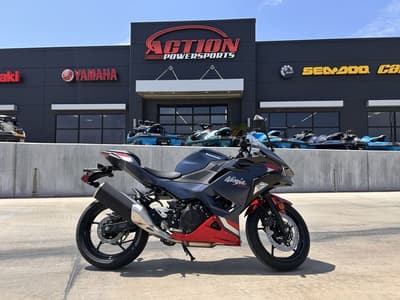 BOATZON | Kawasaki Ninja 500 ABS Metallic Matte Twilight Blue 2026