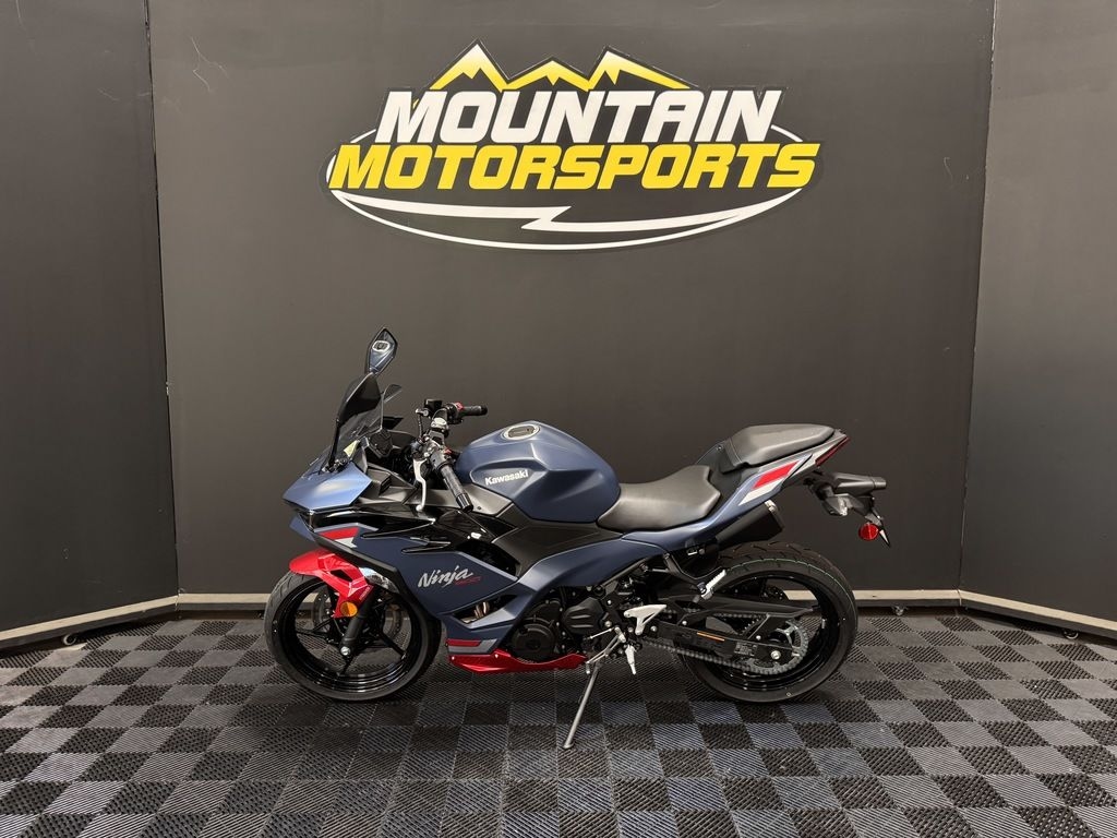 2026 Kawasaki Ninja 500 ABS Metallic Matte Twilight Blue - Sold Boat