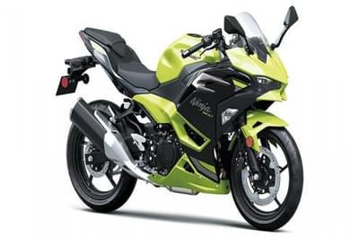 BOATZON | Kawasaki Ninja 500 ABS Metallic Yellowish GreenEbony 2026