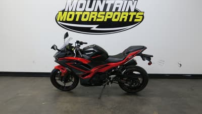 BOATZON | Kawasaki Ninja 500 ABS Passion RedMetallic Flat Spark Black 2025