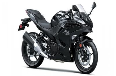 BOATZON | Kawasaki Ninja 500 Metallic Flat Spark BlackMetallic Spark Black 2026