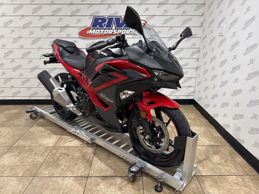 2025 Kawasaki Ninja 500 SE ABS - Sold Boat