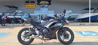 BOATZON | Kawasaki Ninja 650 2025