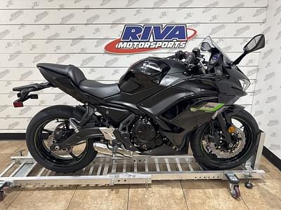 BOATZON | Kawasaki Ninja 650 2025