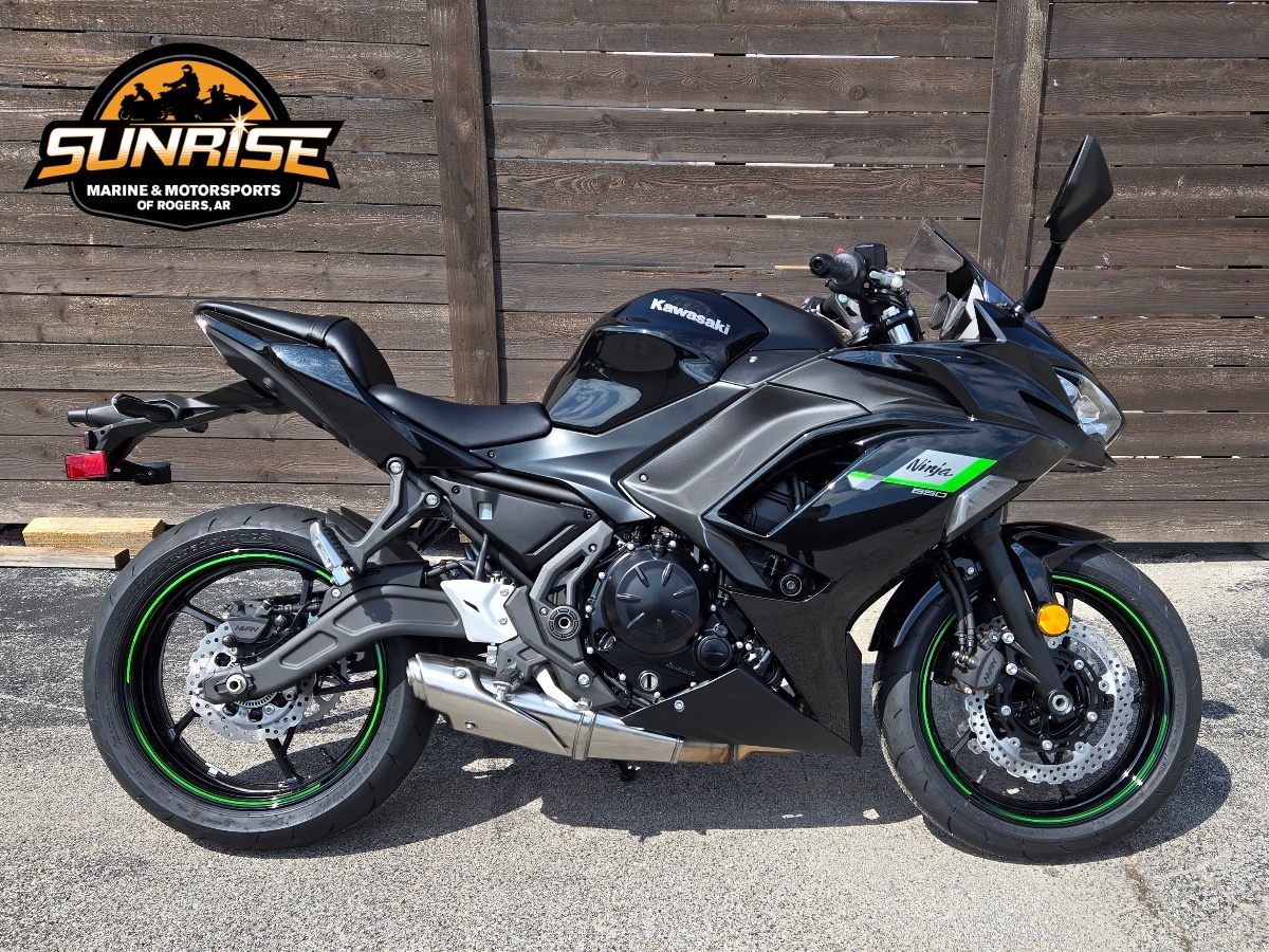 2025 Kawasaki Kawasaki Ninja 650 2025 - Sold Boat