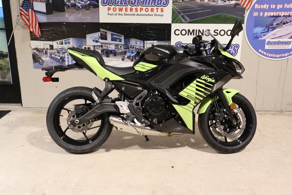 2026 Kawasaki Ninja 650 ABS - Sold Boat