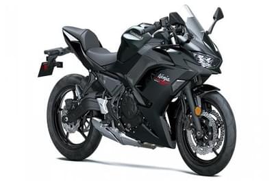 BOATZON | Kawasaki Ninja 650 Metallic Flat Spark BlackMetallic Carbon Gray 2026