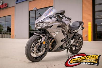 BOATZON | Kawasaki Ninja 650 Metallic Graphite GrayMetallic Spark Black 2021