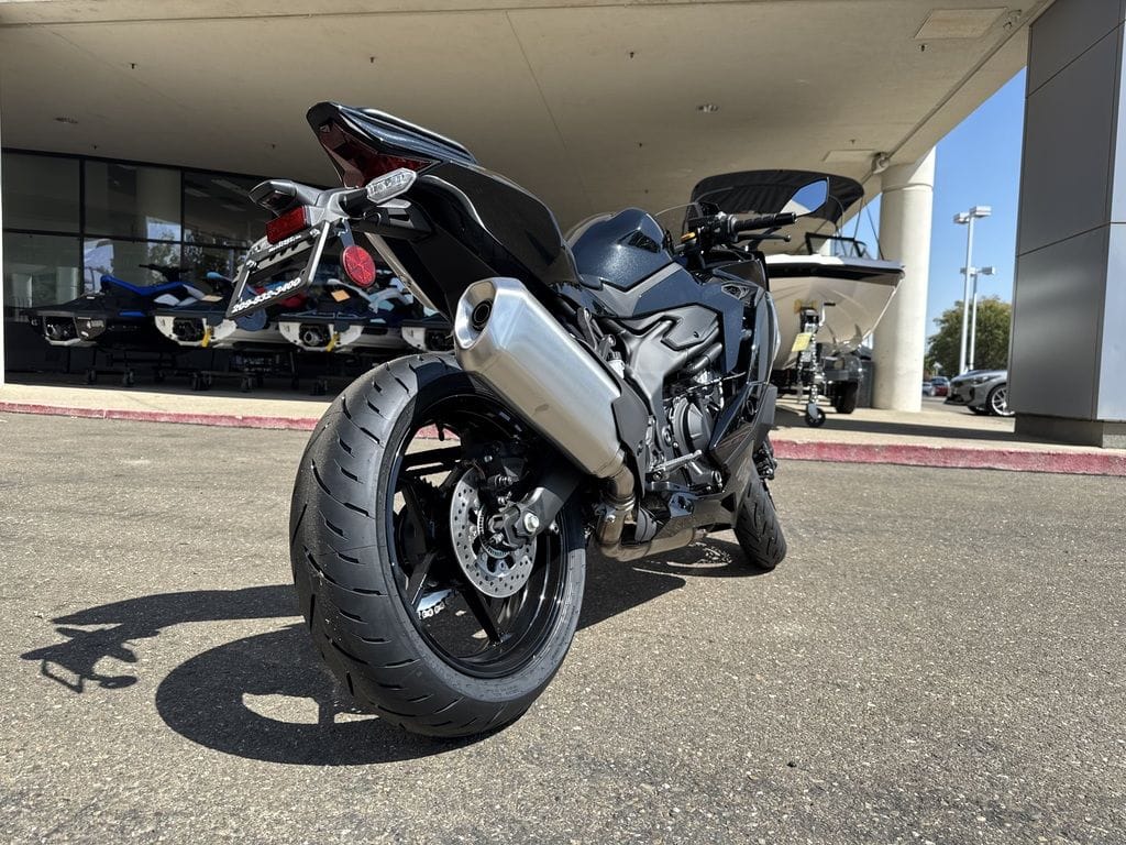 Take4 New Kawasaki NINJA ZX4R ABS 2025 for sale in Tracy, California