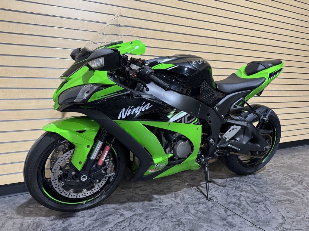 Used Kawasaki Ninja ZX10R ABS 2016 for sale in Prosser, Washington