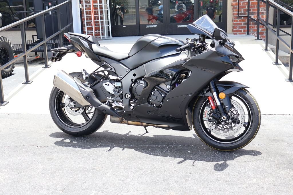 ミナミナ New 2025 Kawasaki Ninja ZX-6R ABS, Buckhannon WV | Specs
