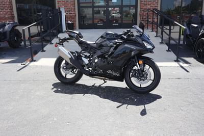 BOATZON | Kawasaki NINJA ZX4R ABS 2025