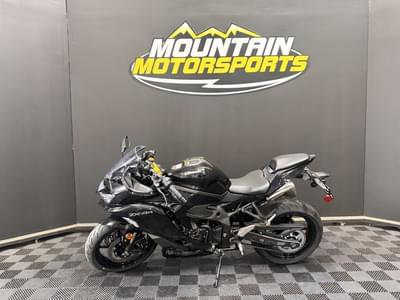 BOATZON | Kawasaki NINJA ZX4R ABS 2025