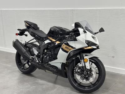 BOATZON | Kawasaki Ninja ZX6R 2026