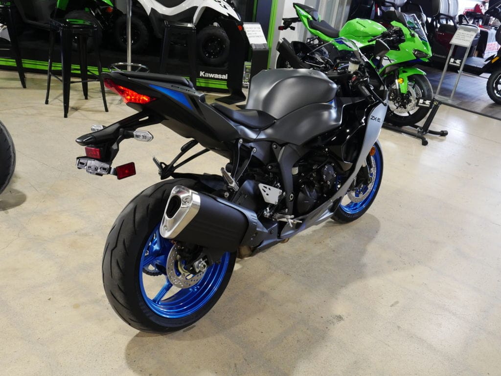 かきぴーさま 2023 Kawasaki Ninja ZX-6R Base Specifications, Photos, and Model Info