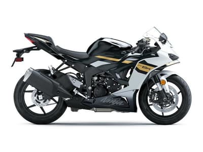 BOATZON | Kawasaki Ninja ZX6R Base 2026