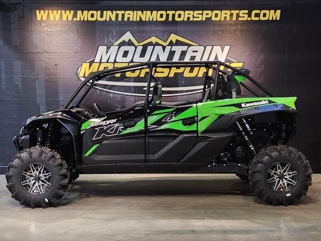 2025 Kawasaki Teryx KRX4 1000 Lifted Edition - Sold Boat