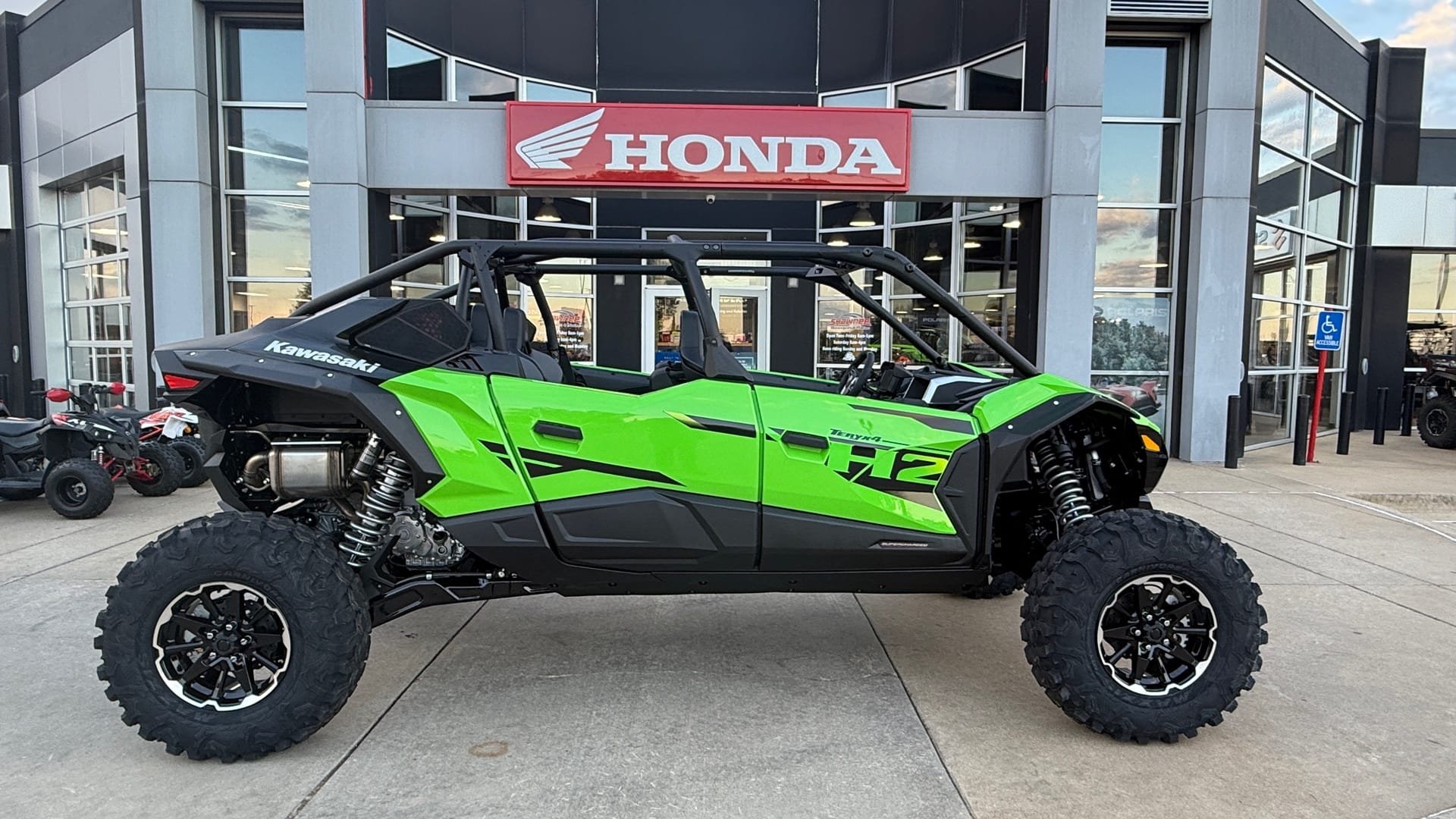 New Kawasaki Teryx4 H2 2026 for sale in Shawnee, Oklahoma