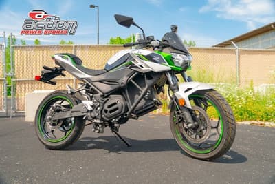 BOATZON | Kawasaki Z e1 ABS 2024